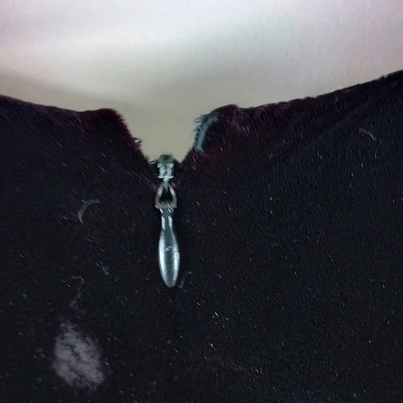 Beautiful Vintage 1980s Nancy Johnson Premiere Black Velvet Dress Size 8 - Picture 8 of 9